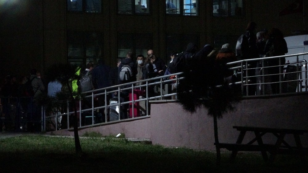 Yurtdışından getirilen öğrenciler Çorlu’da karantina altına alındı 