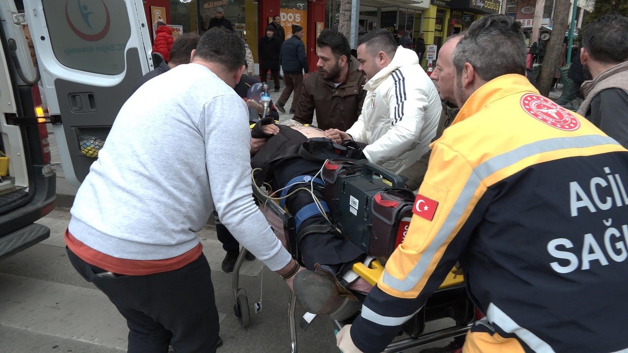 Yürürken kalp krizi geçirdi!