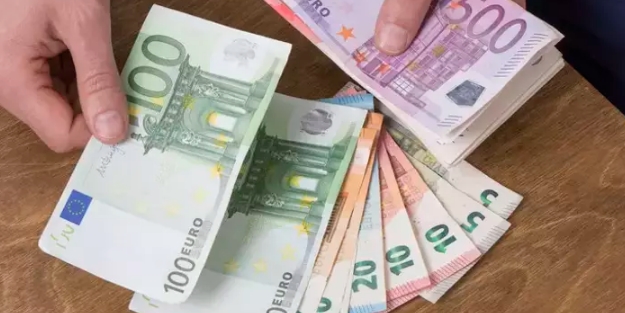 Yürürlüğe girdi: Kosova, Sırp para birimi dinarın kullanımına yasak getirdi