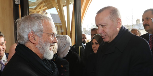 Yusuf İslam'ın danışmanı Cambridge Merkez Camii'nde Müslüman oldu