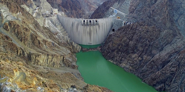 Yusufeli Barajı'nda su seviyesi 58,6 metreye ulaştı