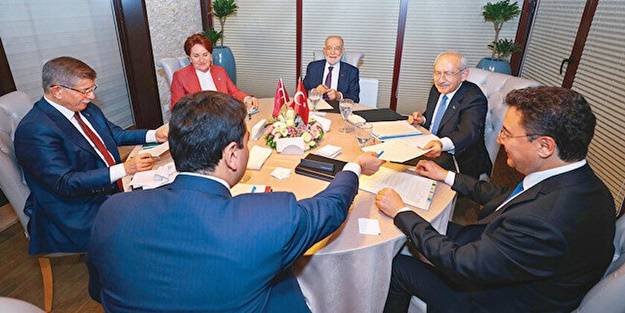 'Yuvarlak masa liderleri'nin 28 Şubat'taki toplantısının davetiyesi yayımlandı! Dikkat çeken ayrıntı