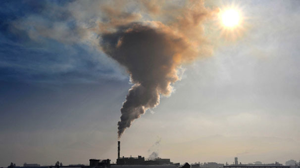Yüz binlerce insanı kirli hava öldürüyor