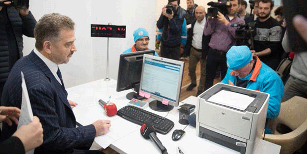 Yüz binlerce işçi yıllardır bu anı bekliyordu… Başladı!