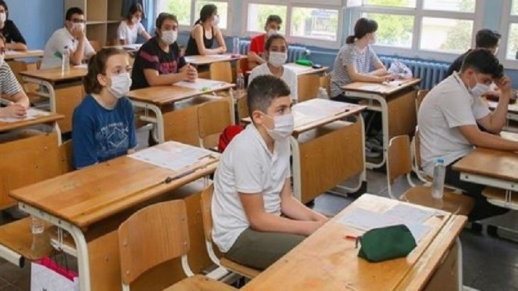  ‘Yüz yüze eğitimde’ üçüncü aşama! 5. ve 9. sınıflar da bugün okulda