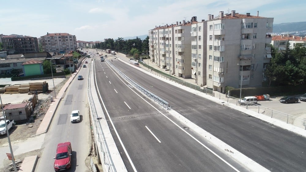 Yüzbaşılar Kavşağı’nda çalışmalar tamamlanıyor 