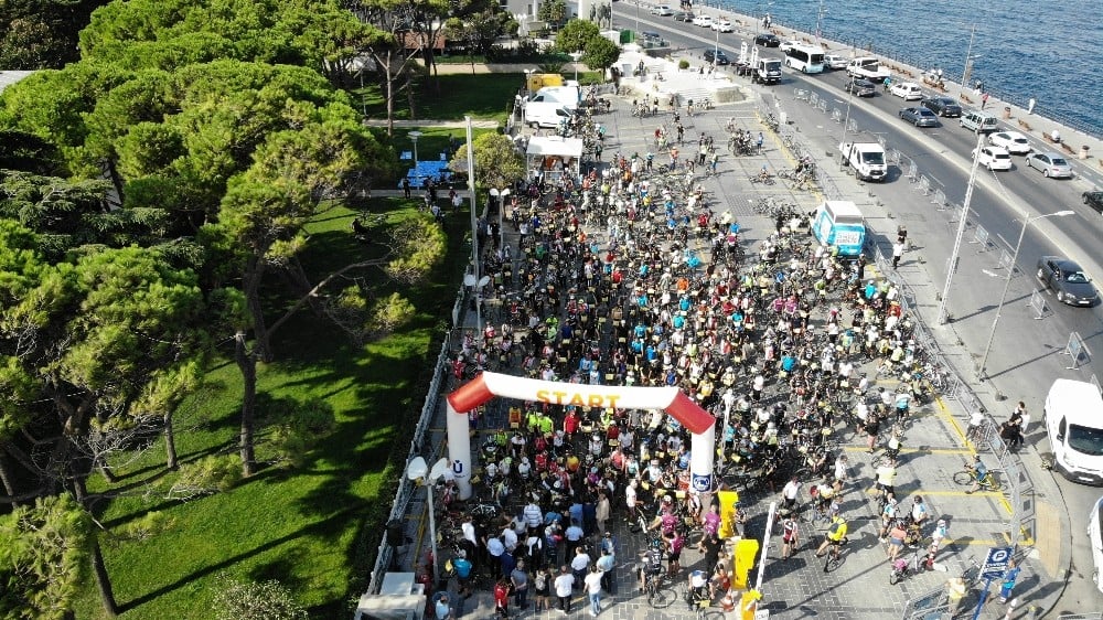 Yüzlerce bisikletli Üsküdar’dan Beykoz’a pedal çevirdi 