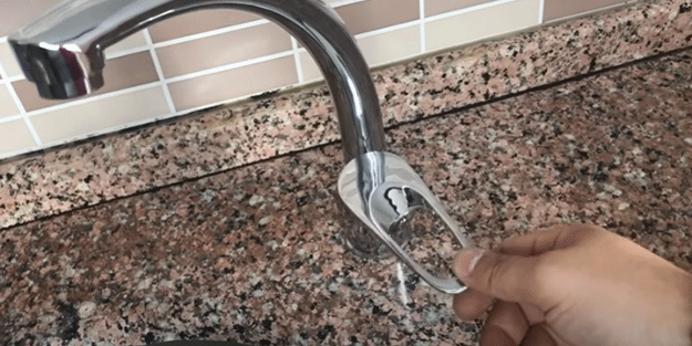 Yüzlerce lira ödemeye son! Musluk değiştirmek hiç bu kadar kolay olmamıştı