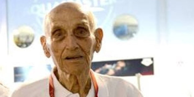 Efsane yüzücü Nejat Nakkaş hayatını kaybetti