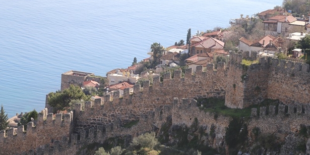 Yüzyıllar boyu ayakta kaldı: Alanya Kalesi - 1
