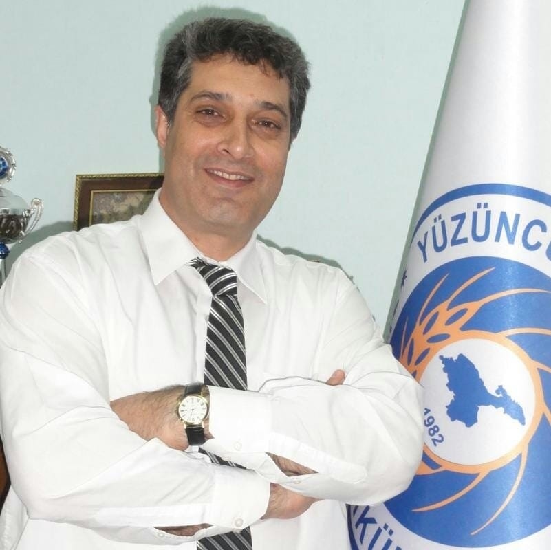 YYÜ Rektör Yardımcılığına Prof. Dr. Şefik Tüfenkçi atandı 