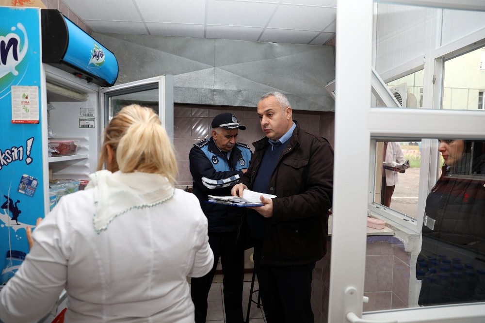 Zabıta ekipleri çocukların sağlığı için denetimde 
