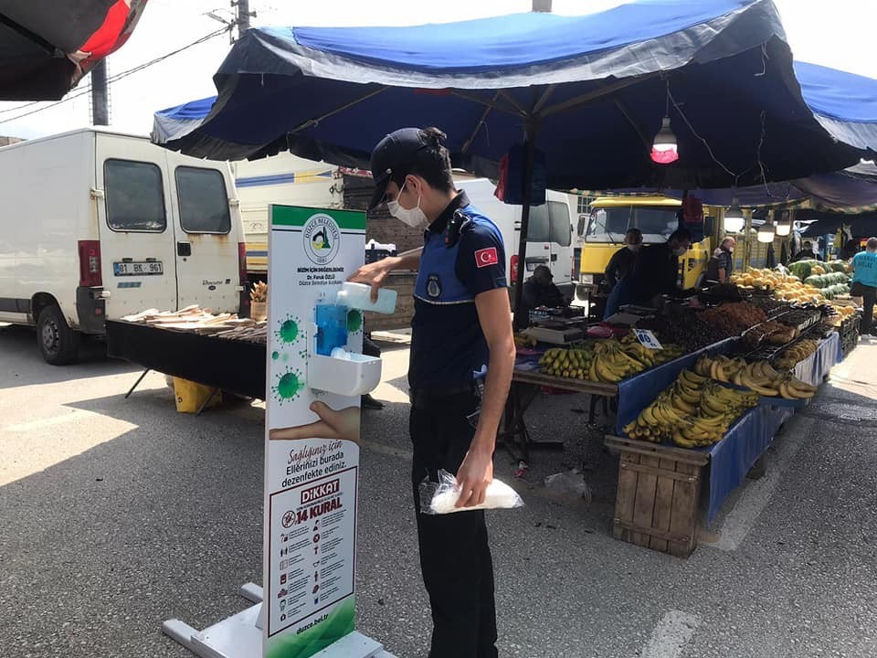 Zabıta ekipleri sosyal mesafe denetimine çıktı 
