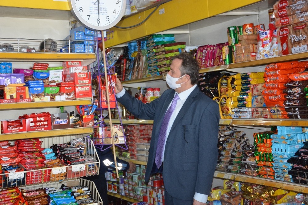 Zabıta ekiplerinden bakkal ve market denetimi 