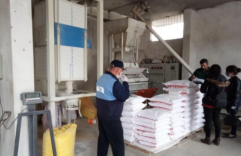 Zabıta ekiplerinden fiyat denetimi 