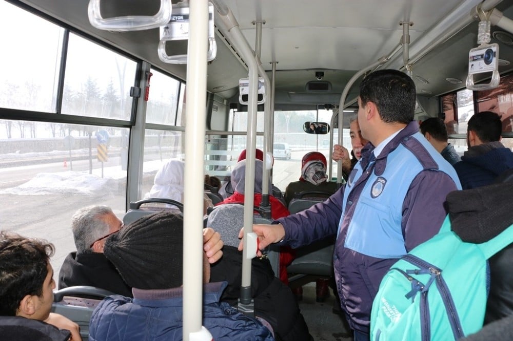 Zabıta ekiplerinden otobüslerde klima denetimi 