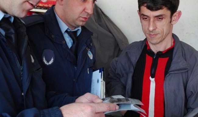 Zabıta elektronik atık konusunda esnafı bilgilendirdi