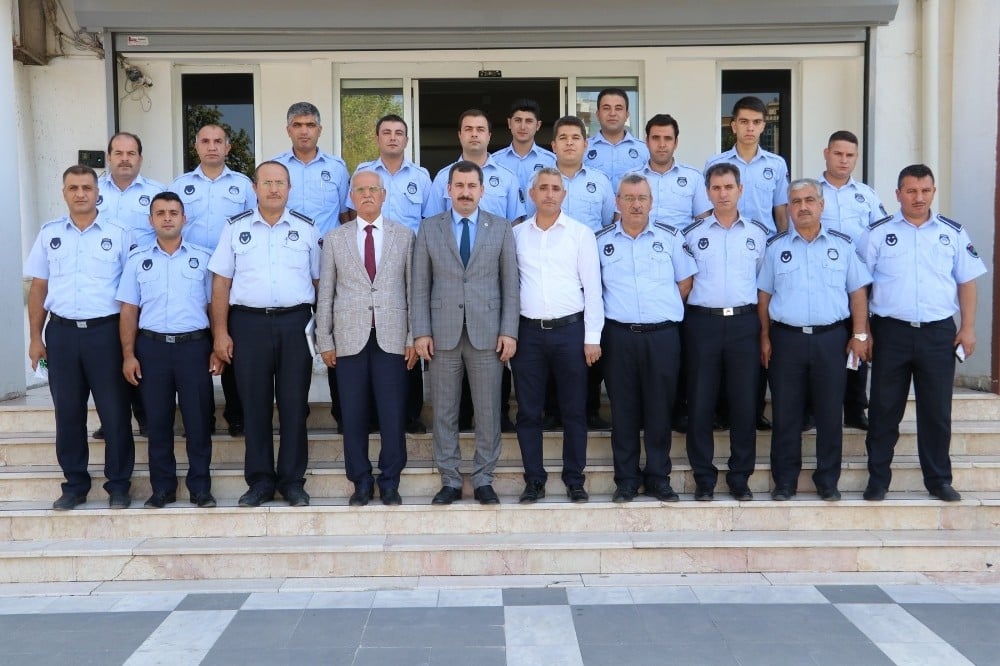 Zabıta haftası kapsamında personelle buluştu 