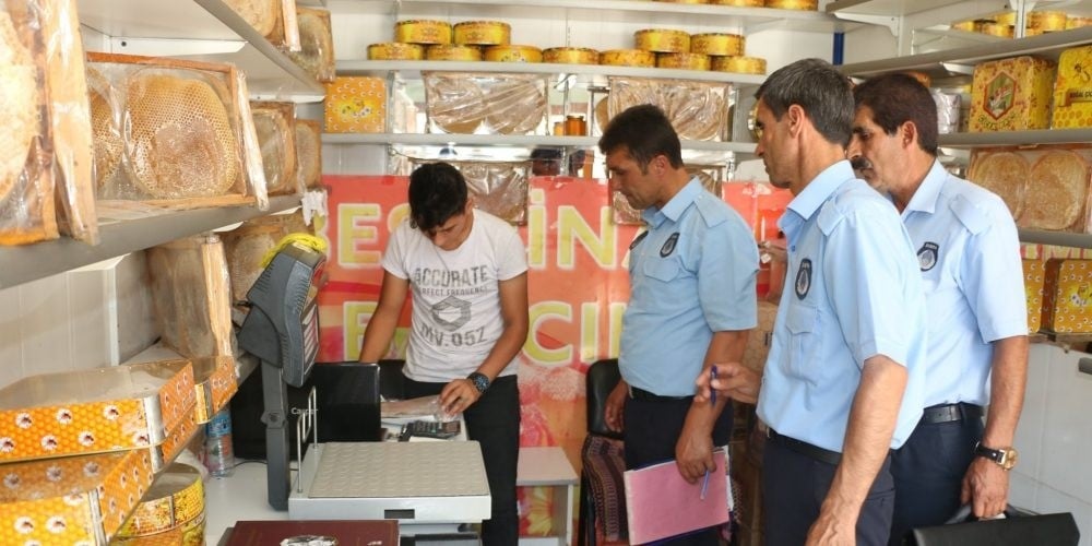 Zabıtadan iş yeri denetimleri 