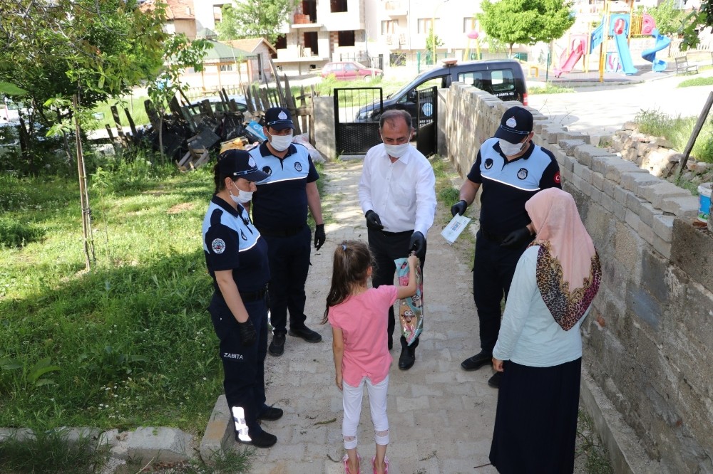 Zabıtadan örnek davranış 