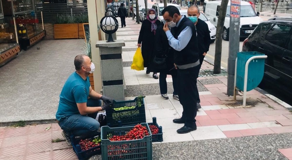Zabıtadan seyyar ve kaldırım işgali denetimi 