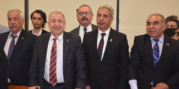 Ümit Özdağ iyice zıvanadan çıktı: Ülkelerine dönmedikçe başımıza büyük felaketler gelecek!