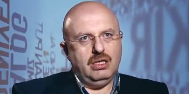 Zaman yazarı örgütten ayrılanları bakın neyle korkuttu!