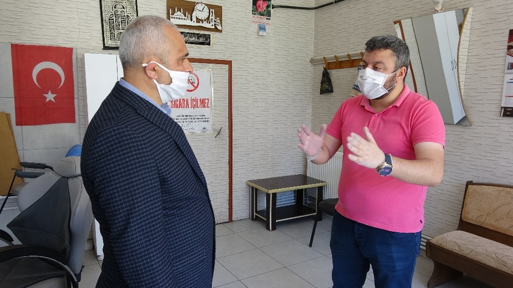 Zaten açamadığı iş yerini tahliye etmesi istendi 
