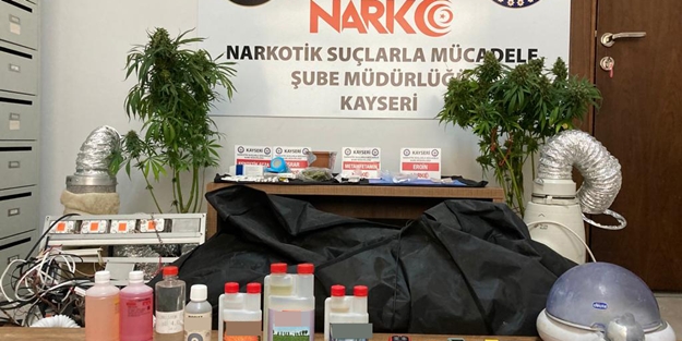 Zehir taciri eve yapılan operasyonda yakalandı!