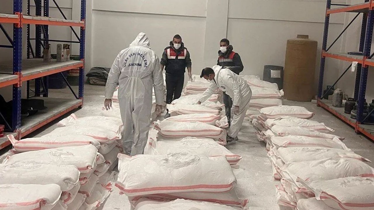 Zehir tacirlerinden şeytani yöntem! Bebek pudrasına metamfetamin karıştırdılar