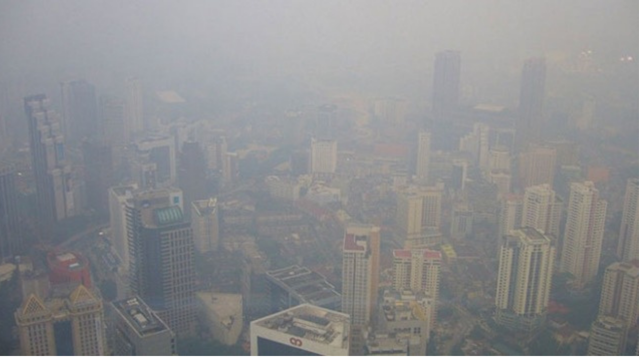 Zehirli hava krizi: Okullar 21 Kasım’a kadar kapatıldı