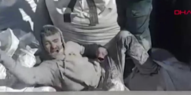 Zehirli kül çuvalının içine gizlenmiş halde bulundu