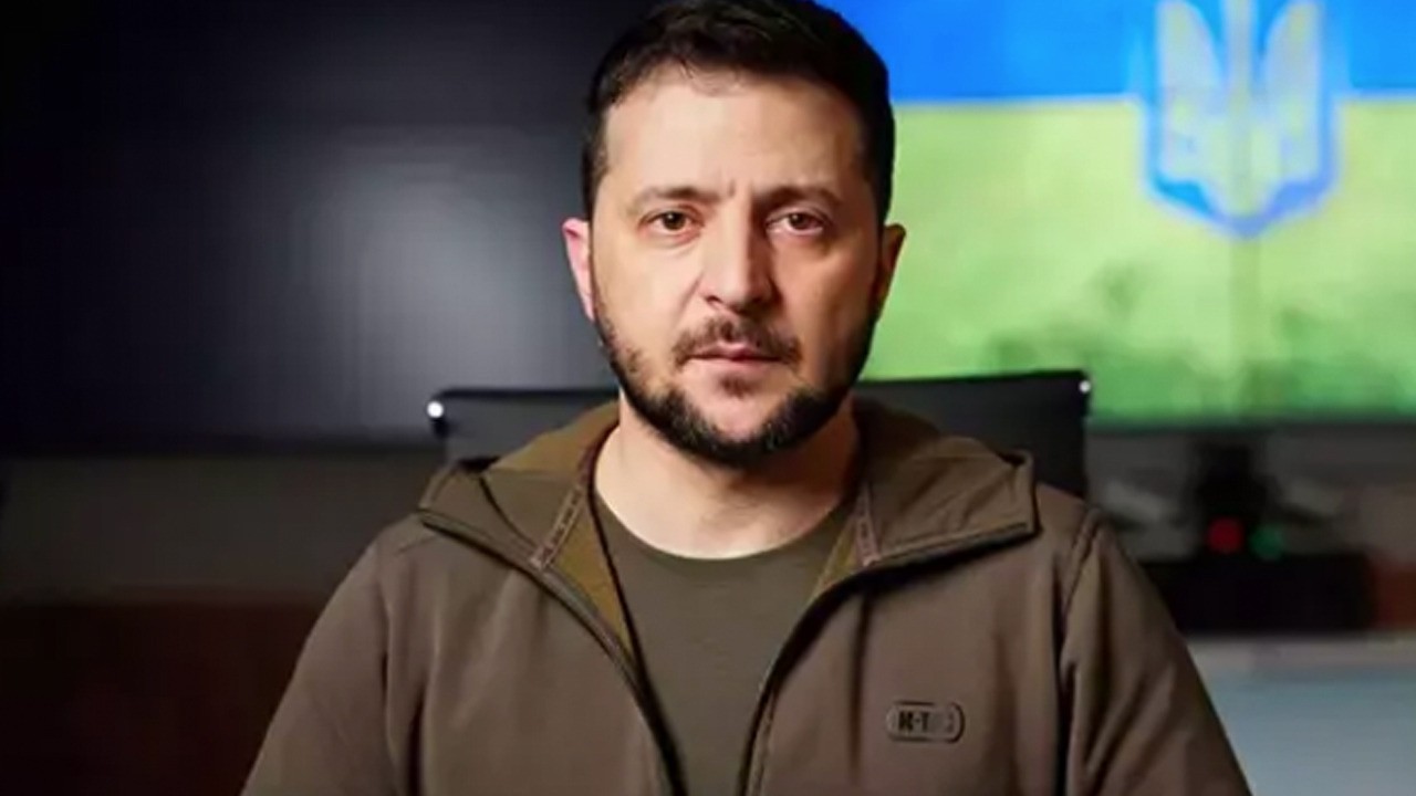Zelenski, sıkıyönetimi 3 ay daha uzattı: Ukrayna'da seçim yapılmayacak!