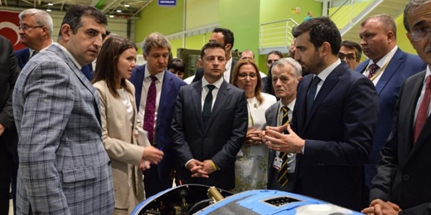 Zelenskiy Baykar'ı ziyaret etti
