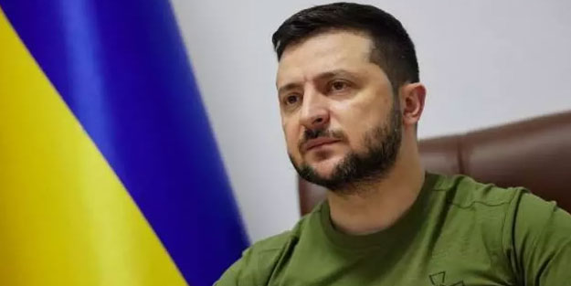 Zelenskiy kritik ismi görevden aldı