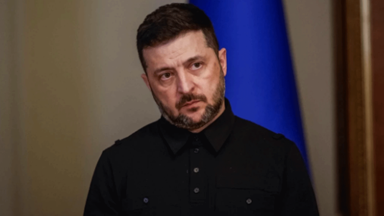 Zelenskiy, Rusya vatandaşlığı da çıkan belediye başkanını vatandaşlıktan attı