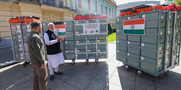 Zelenski'ye hediye edilen gizemli kutuların sırrı açıklandı!