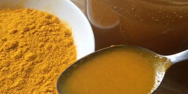 Zerdeçal ve balın doktorları şaşırtan tarifi: En iyi şifa kapında! Faydasını duyan çılgına döndü! Bakın böyle