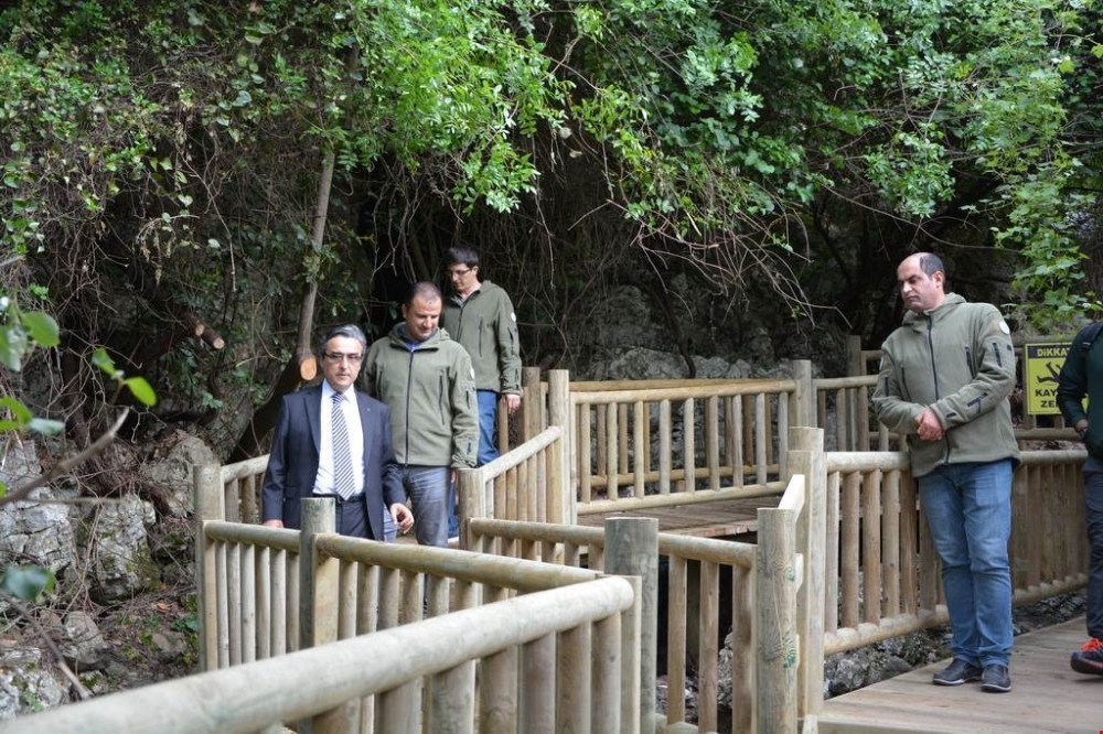 Zeus Mağaras’nın gezi yolları ve seyir terası hizmete girdi 