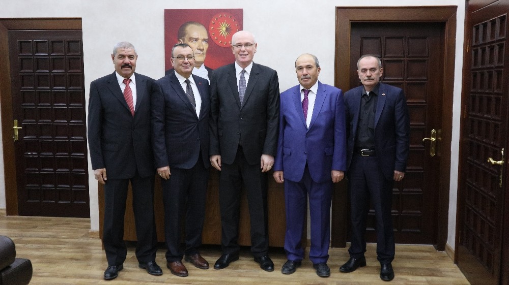 ZEYDER’den Başkan Kurt’a teşekkür plaketi 