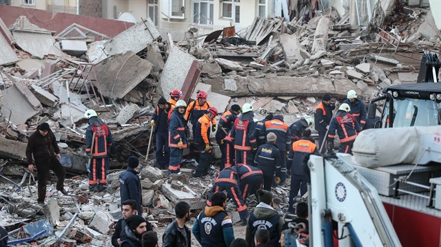 Zeytinburnu Belediye Başkanı Aydın: Yüreğimiz yanıyor