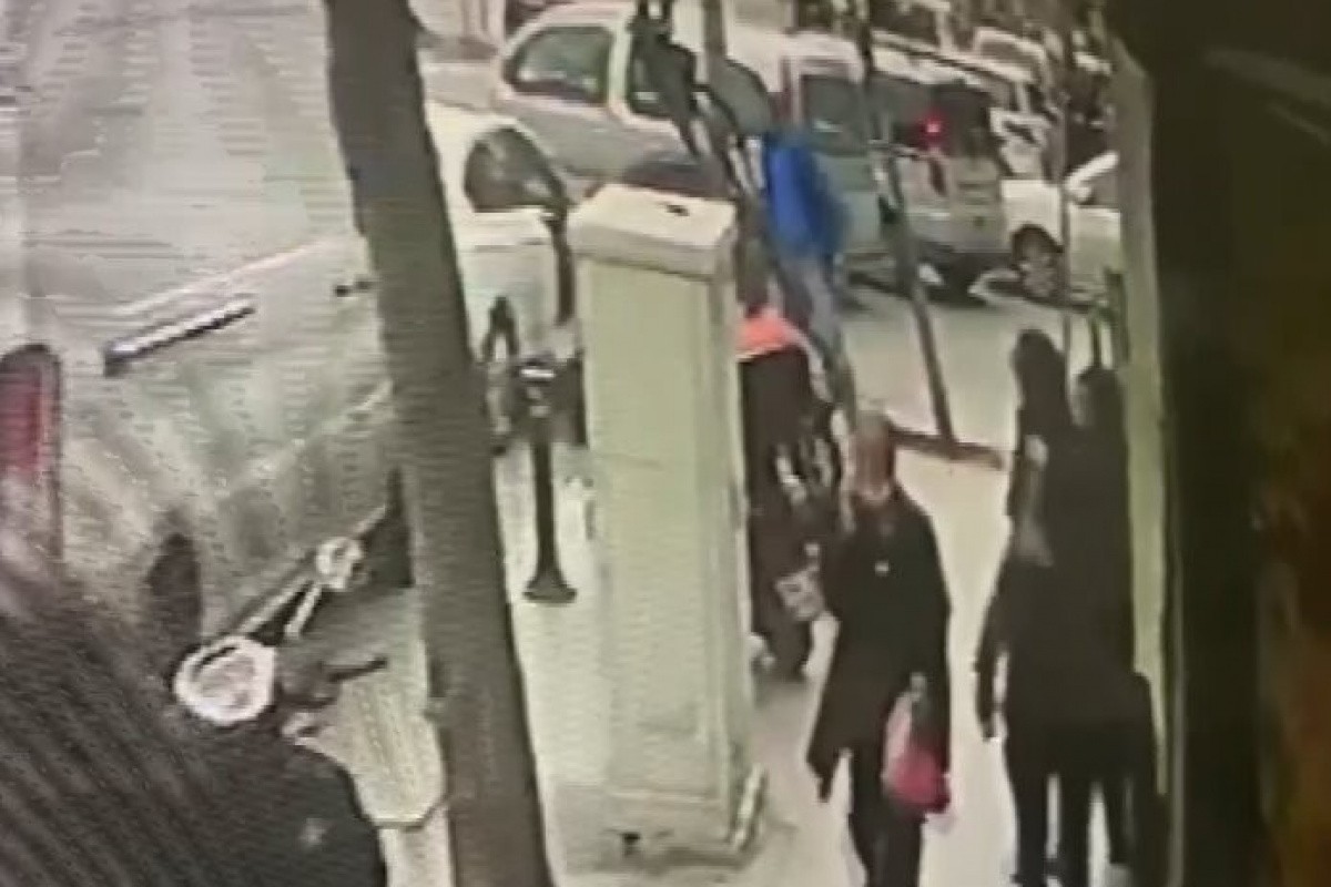 Zeytinburnu'nda husumetlisine kurşun yağdırdı