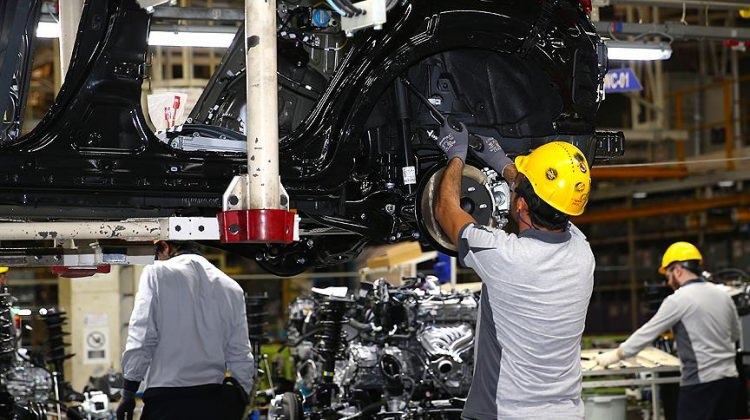 Zeytinoğlu: Sanayi üretimi son çeyrekte toparlandı