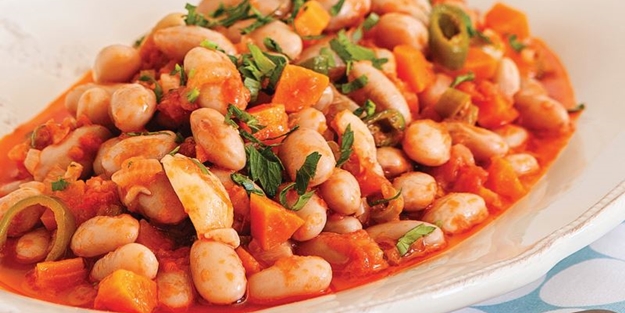 Zeytinyağlı barbunya nasıl yapılır? Zeytinyağlı barbunya tarifi malzemeleri