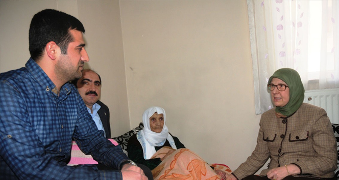 Zezi nine 110 yaşında 180 torunu var