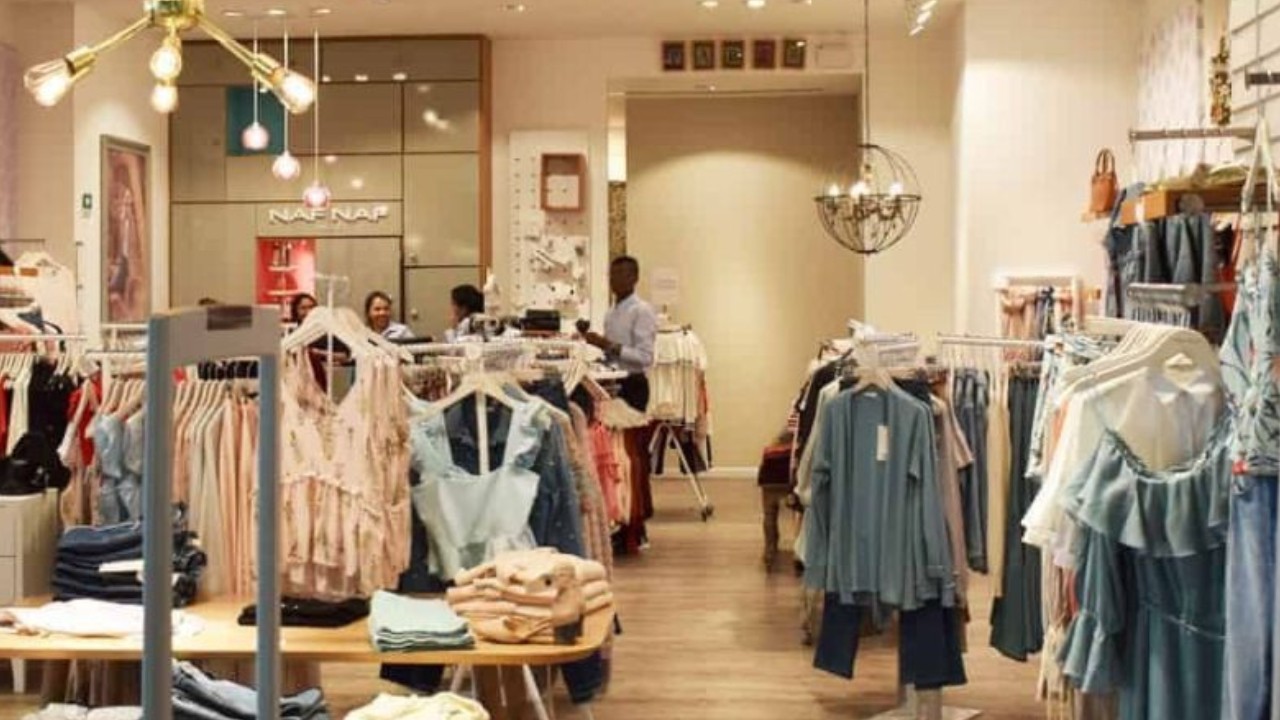 Zincir giyim mağazası iflas etti!