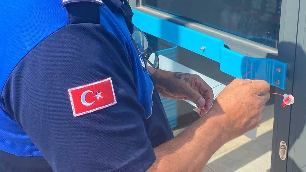 Zincir markette mide bulandıran skandal