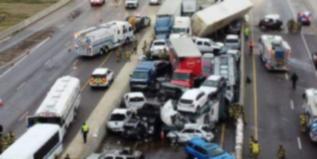 Zincirleme trafik kazası: 19 ölü