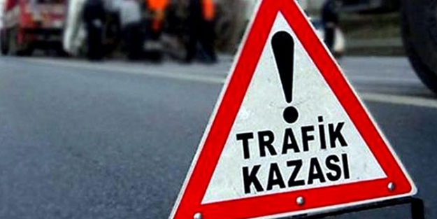 Zincirleme trafik kazasında 1'i çocuk 4 kişi yaralandı
