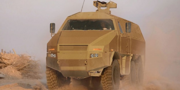 Zırhlı polis aracına bombalı saldırı